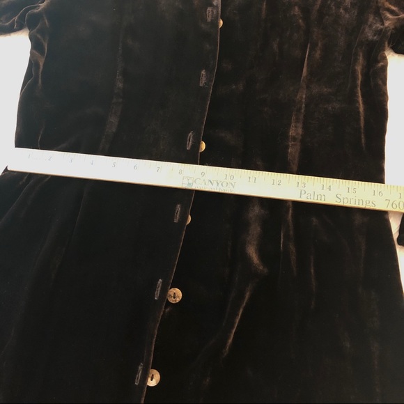 Vintage Velvet Classic Vintage Chocolate duster - Picture 7 of 9